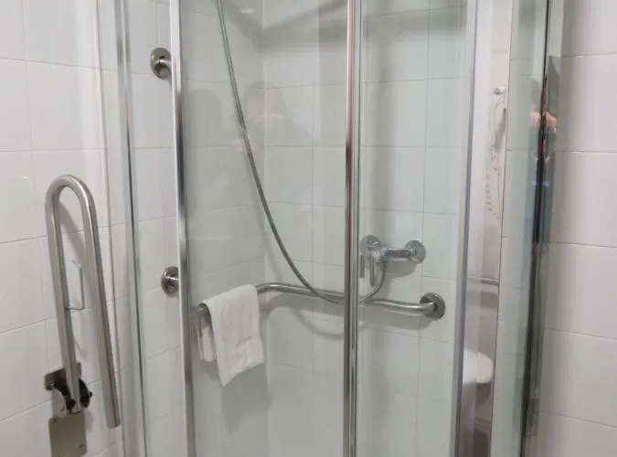 招待所 佩蒂特普里塞普旅馆 3*